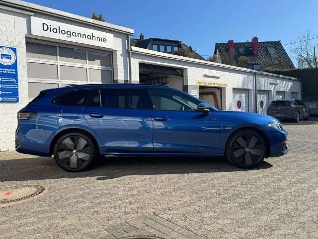 Volkswagen Passat 2.0 TSI DSG R-Line
