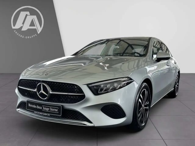 Mercedes-Benz A 180 Progressive