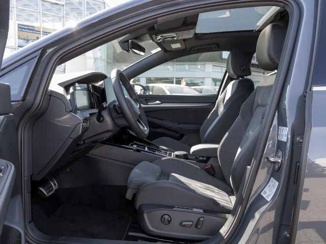 Volkswagen Golf 1.5 eTSI DSG Style