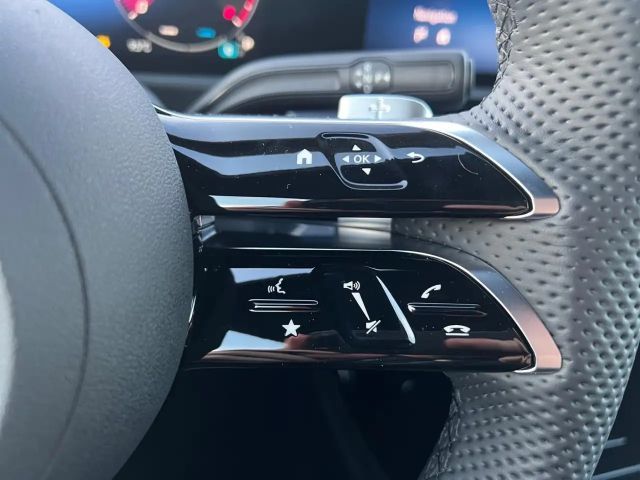 Mercedes-Benz CLA 180 AMG Line Coupé