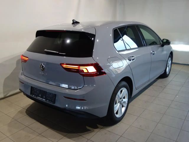 Volkswagen Golf 1.5 eTSI DSG Life