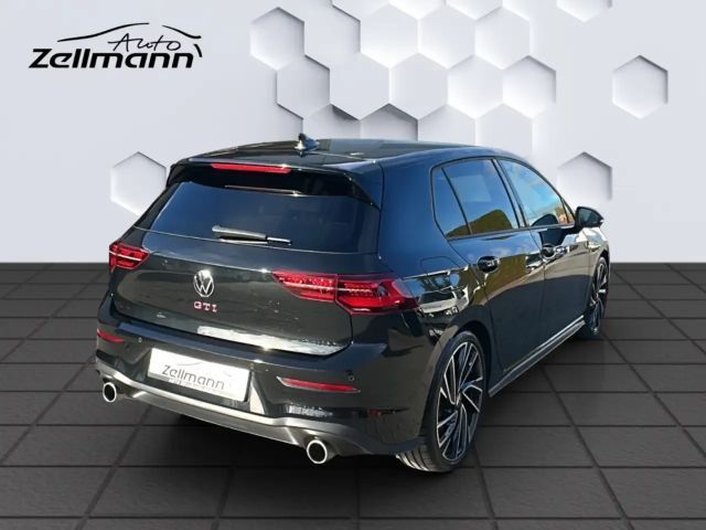 Volkswagen Golf 2.0 TSI Golf VIII