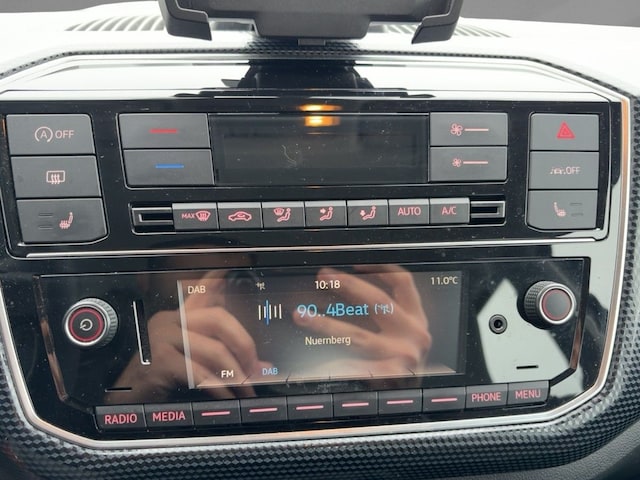 Volkswagen up! Move Move up!