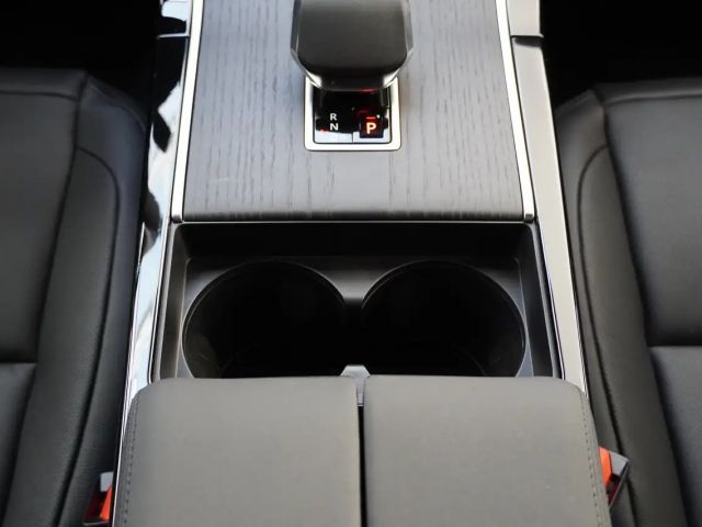 Land Rover Range Rover Velar P400e SE