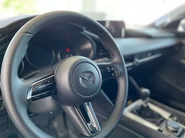 Mazda 3 Homura SkyActiv e-Skyactiv