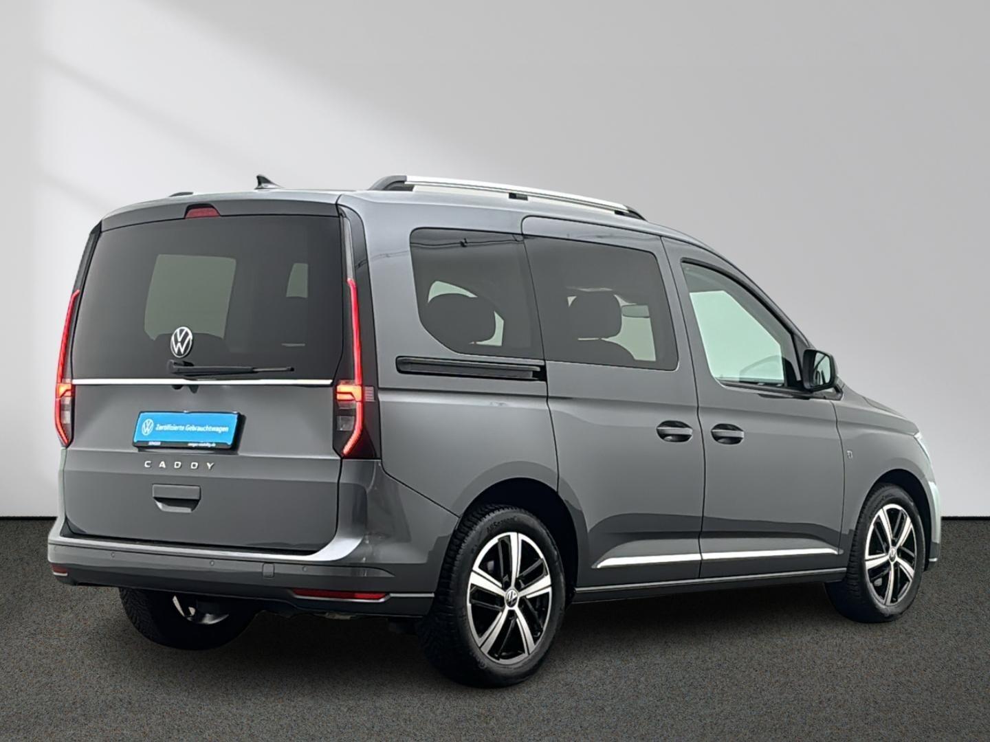 Volkswagen Caddy 1.5 TSI DSG Style