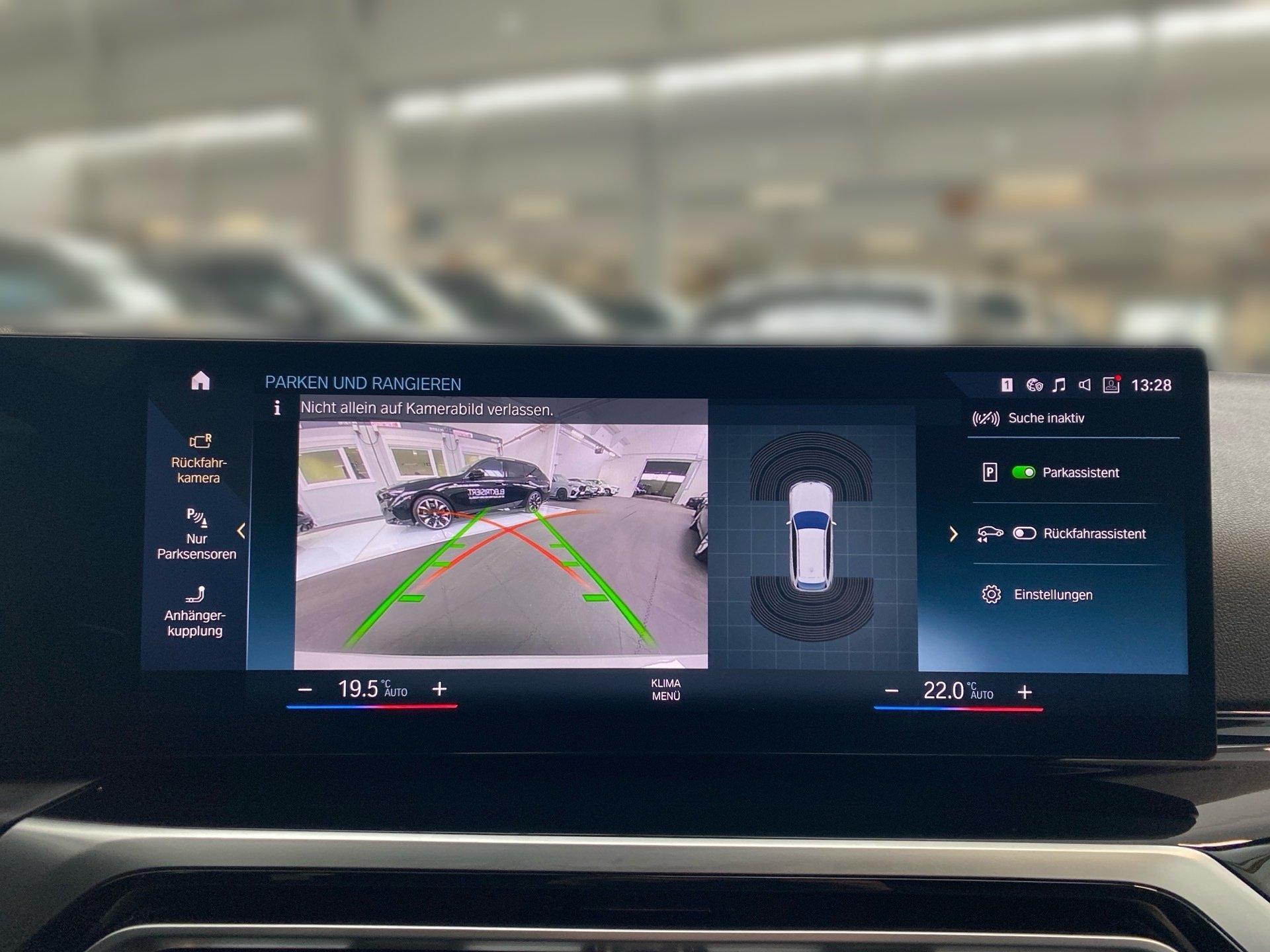 BMW 330 330e Touring