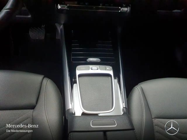 Mercedes-Benz B 220 4MATIC Progressive Sedan