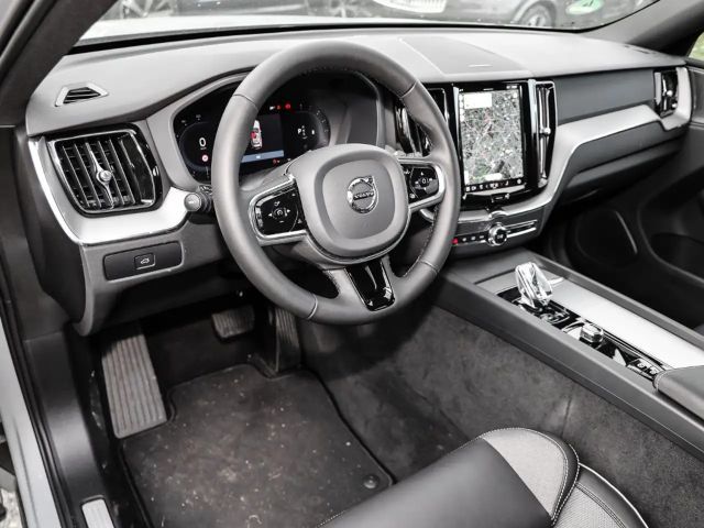 Volvo XC60 AWD Dark Plus