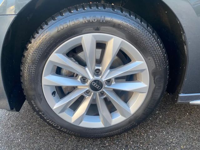 Audi A3 30 TFSI Sedan