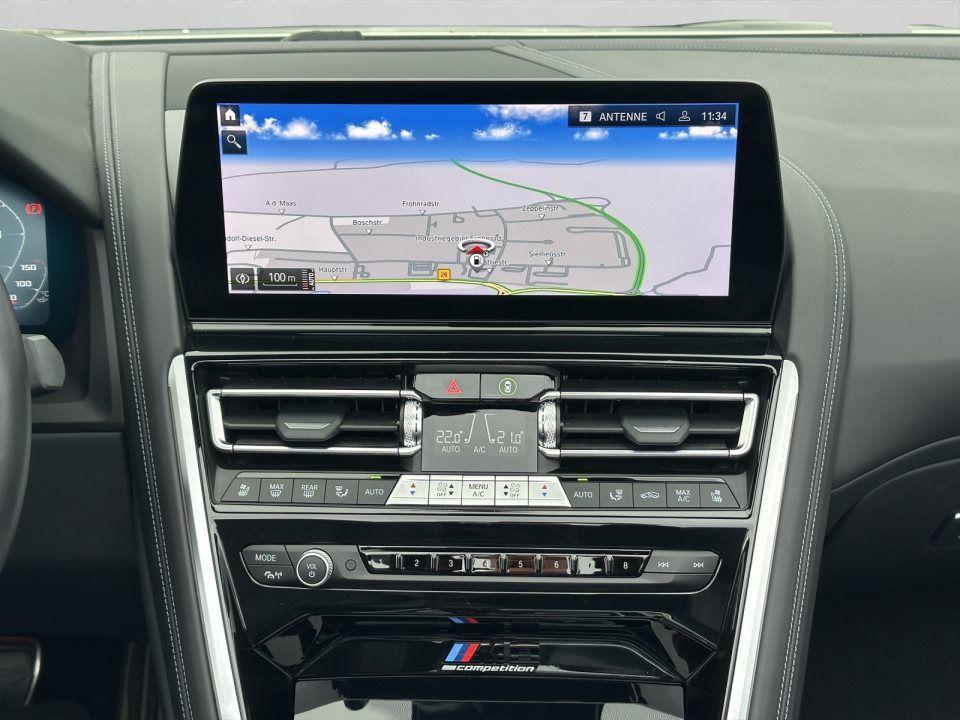 BMW M8 Cabrio Competition xDrive