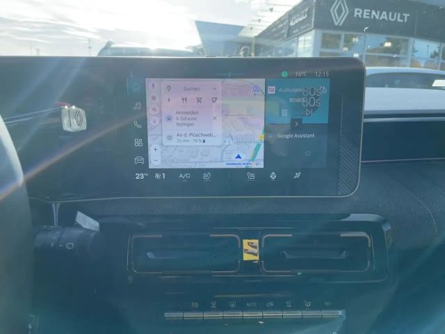 Renault 4 Comfort E-Tech Techno