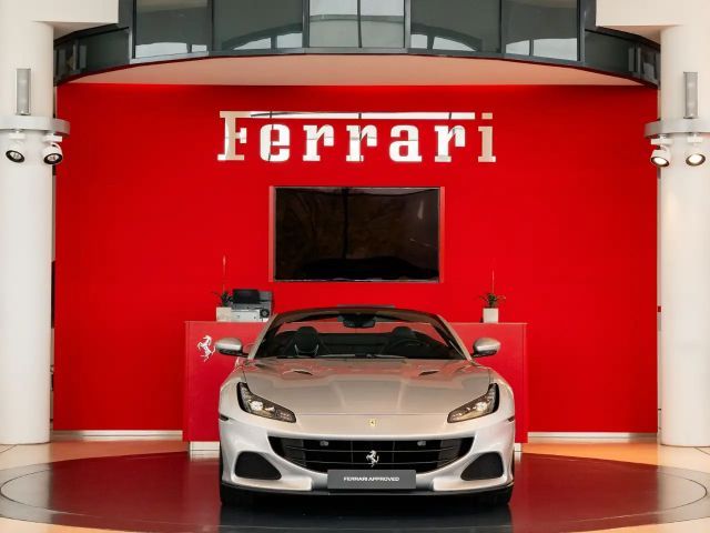 Ferrari Portofino M MagneRide*Nackenwärmer*Sitzbelüftung