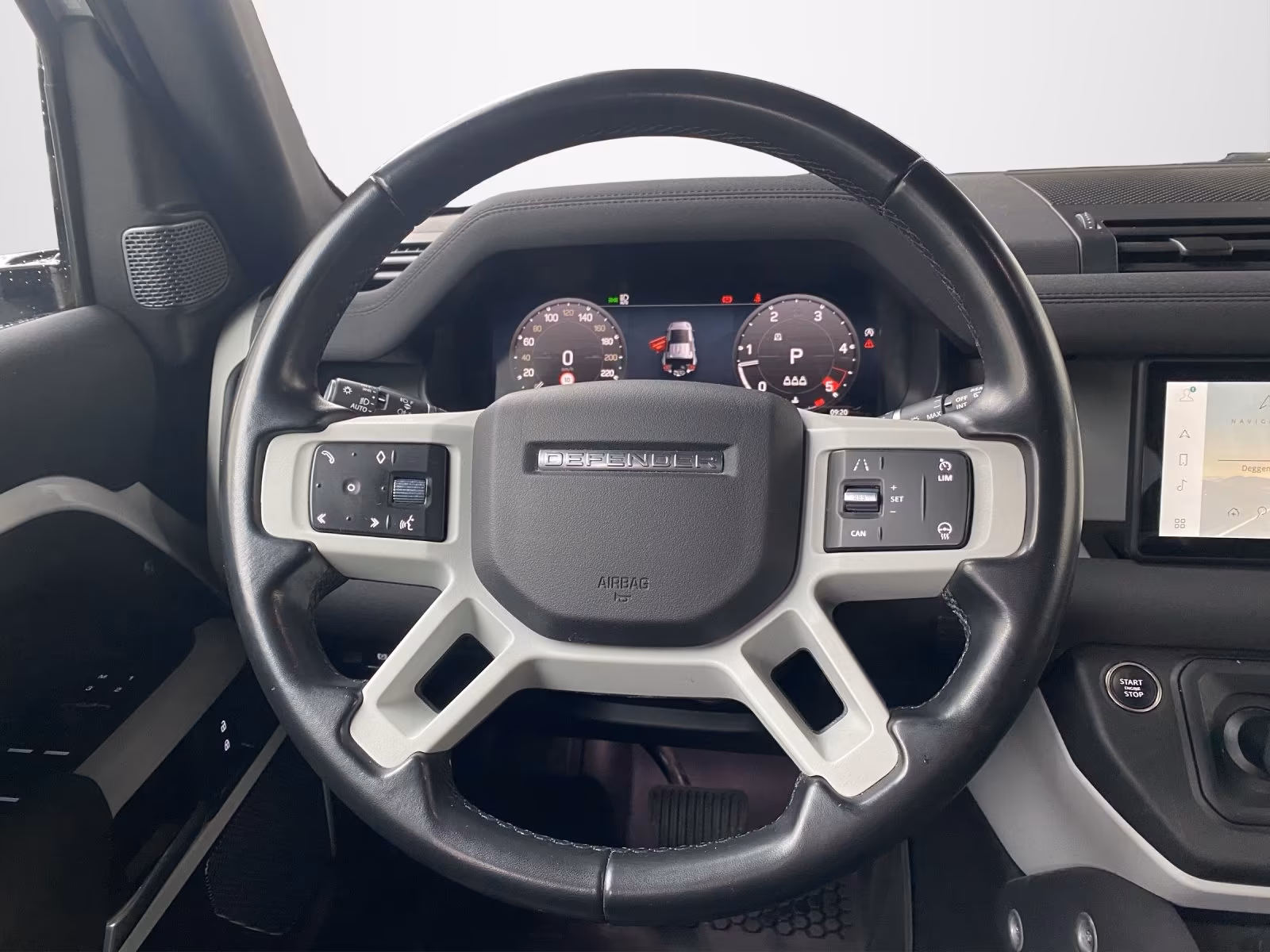 Land Rover Defender 3.0 110 D200 SE