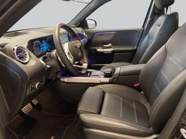 Mercedes-Benz EQB 300