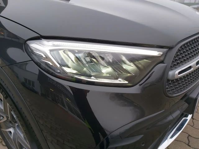 Mercedes-Benz GLC 300 4MATIC AMG Line GLC 300 d