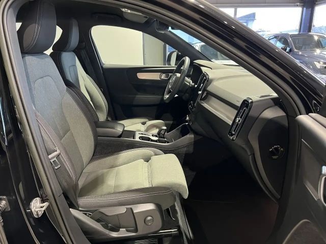 Volvo XC40 Core Recharge T4