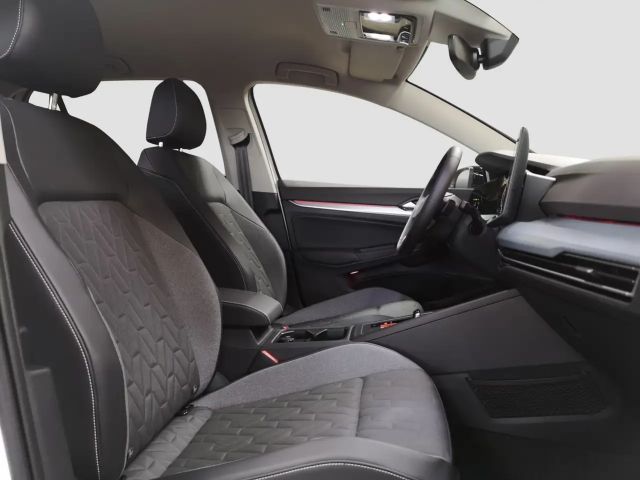 Volkswagen Golf DSG Life