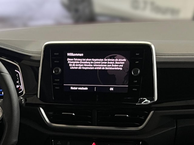 Volkswagen T-Roc 1.5 TSI DSG R-Line