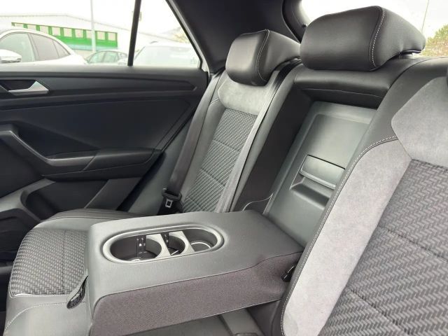 Volkswagen T-Roc 1.5 TSI DSG R-Line Sport