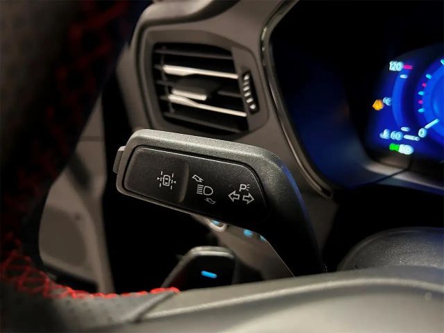 Ford Kuga Hybrid ST Line