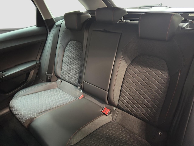 Seat Leon 1.5 eTSI FR-lijn Sportstourer