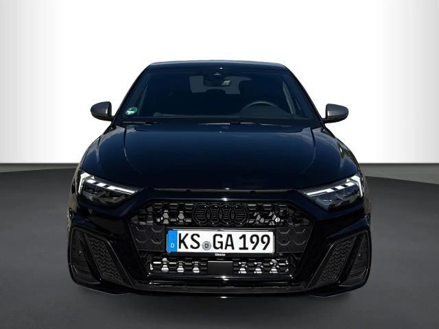 Audi A1 2.0 TFSI S-Line