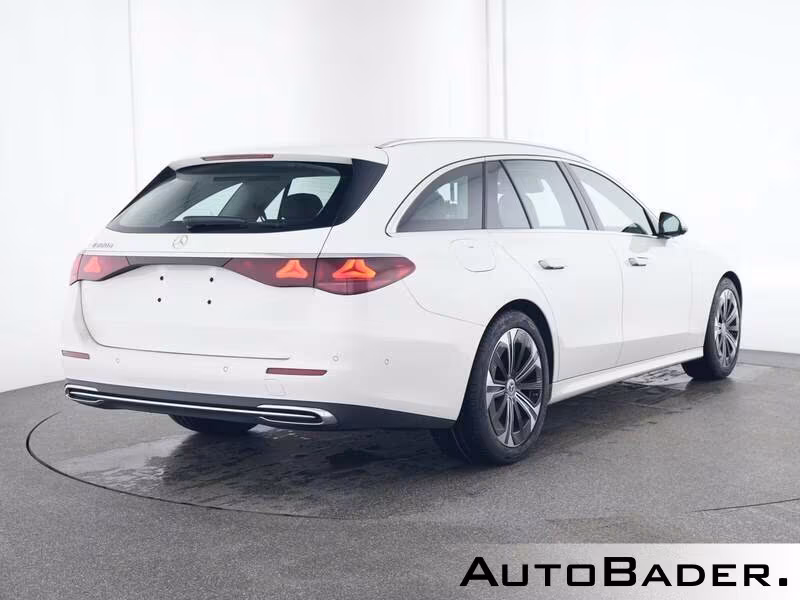 Mercedes-Benz E 220 AVANTGARDE E 220 d Estate