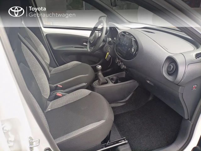 Toyota Aygo X Business Hatchback