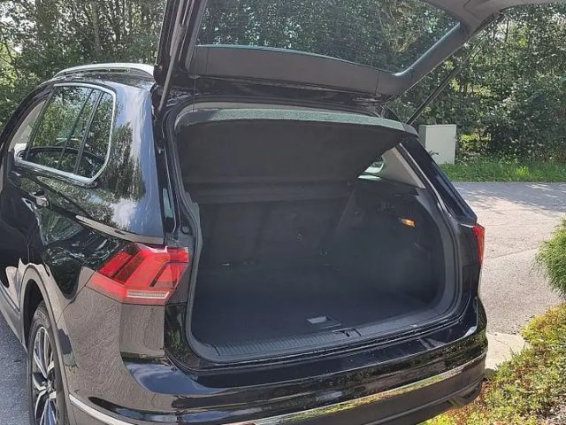 Volkswagen Tiguan 2,0 TDI Fahrerassistenzpaket "Plus" ACC Front A...