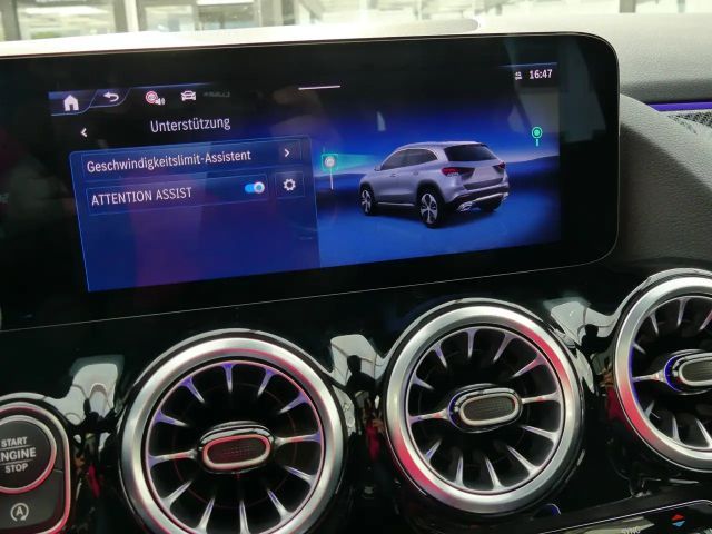 Mercedes-Benz GLA 200 AMG Line