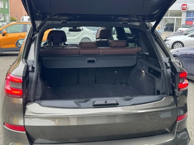 BMW X5 i CRYSTAL PANO-SKY GESTIK H/K HUD LASER