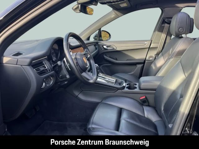 Porsche Macan BOSE Luftfederung 20-Zoll Panoramadach LED