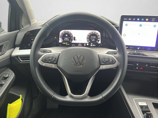 Volkswagen Golf 1.5 eTSI DSG Life Variant