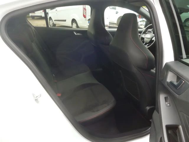 Ford Focus Limited ST Line