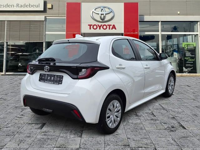 Toyota Yaris 1.0 VVT-i Comfort Hatchback