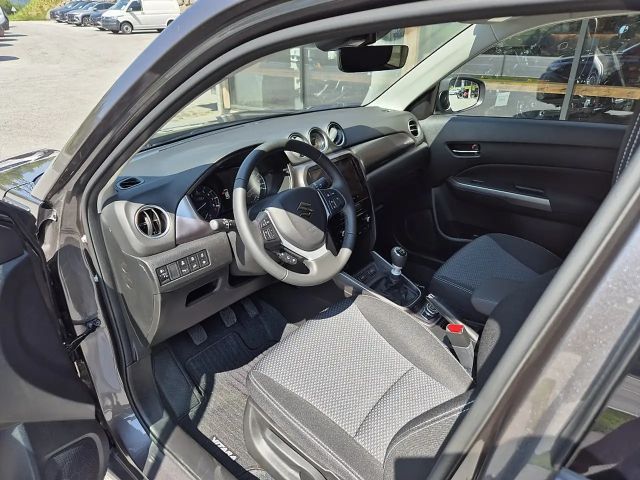 Suzuki Vitara AllGrip Hybrid Shine