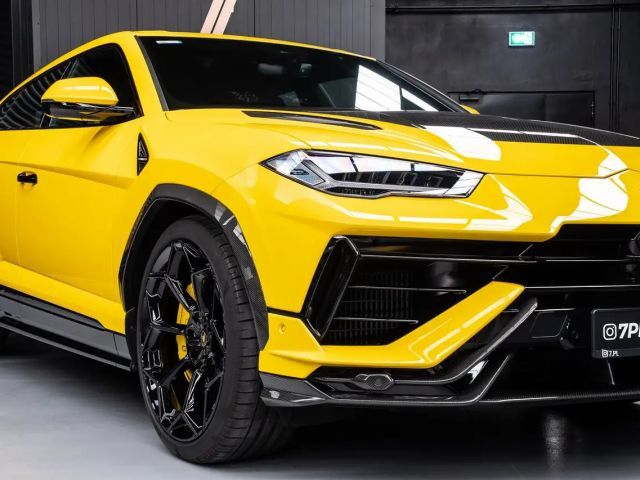 Lamborghini Urus Performante