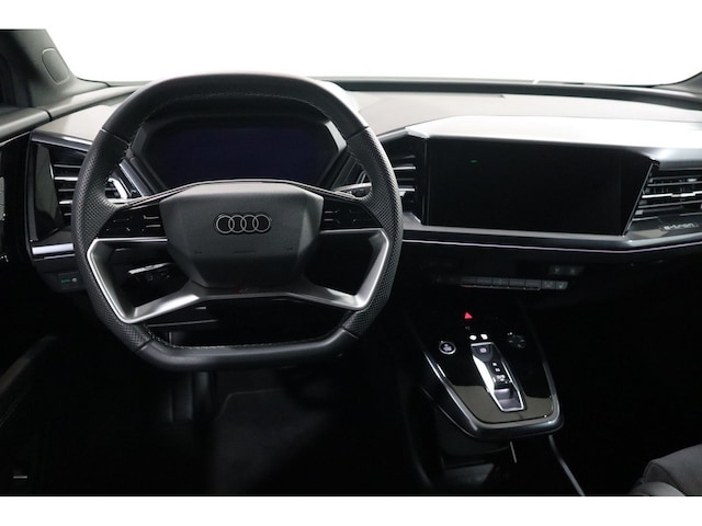 Audi Q4 e-tron SUV 45 e-tron Audi Q4 e-tron