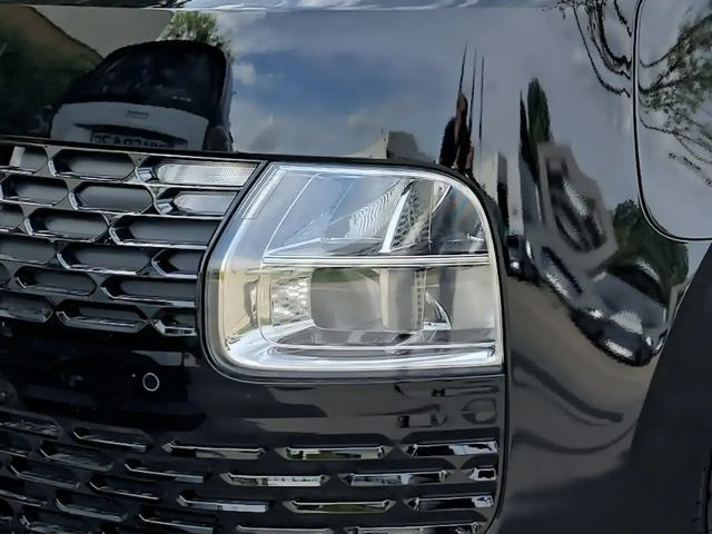 Hyundai Staria Trend