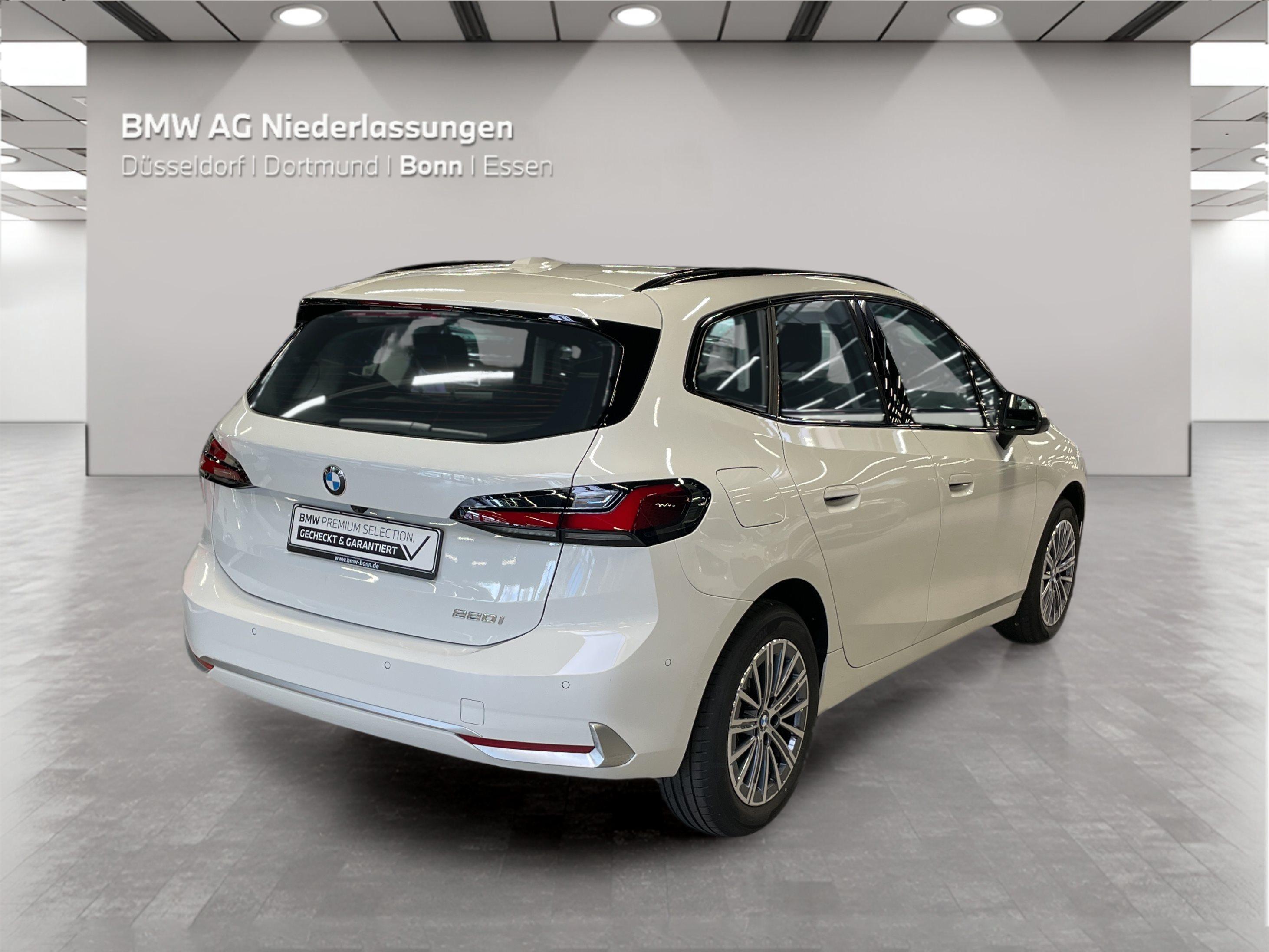 BMW 220 220i Active Tourer