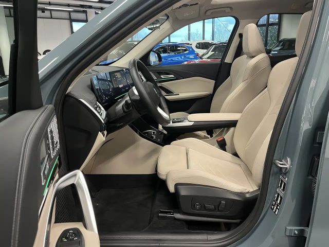 BMW X1 xDrive23d xLine HUD PANO ACC AHK 360°KAM RFK