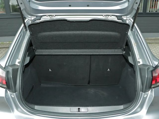 Peugeot E-208 Active Pack