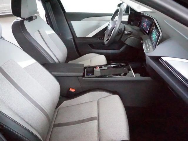 Opel Astra Elegance Hybrid Innovation