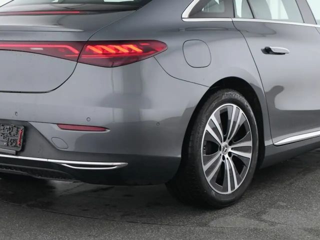 Mercedes-Benz EQE 300 Electric Art Sedan