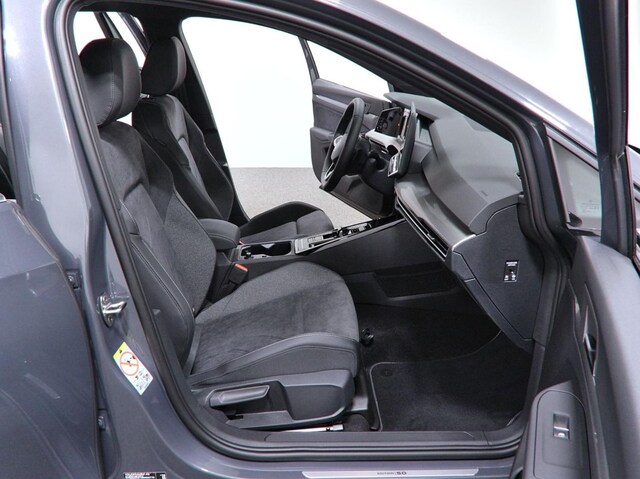 Volkswagen Golf 1.5 TSI DSG Style