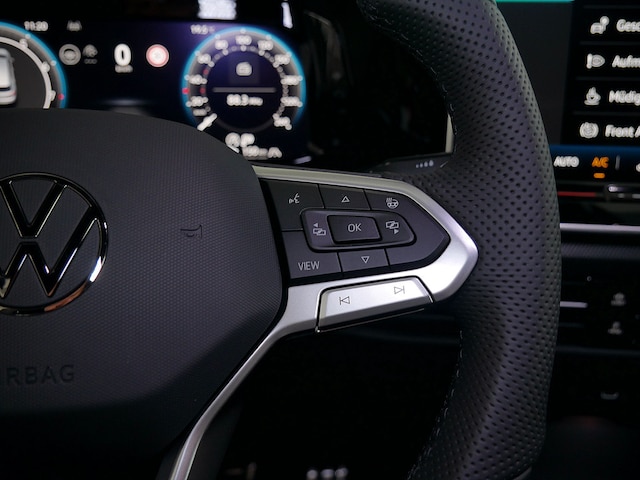 Volkswagen Golf R-Line