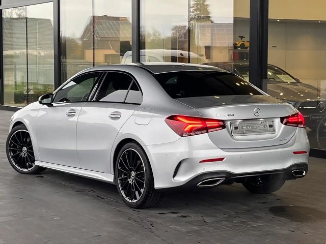 Mercedes-Benz A 200 A 200 d AMG Line