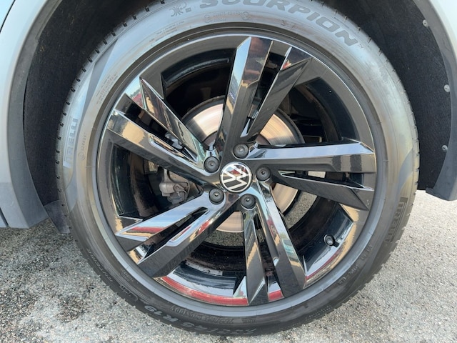 Volkswagen Tiguan 2.0 TDI DSG R-Line