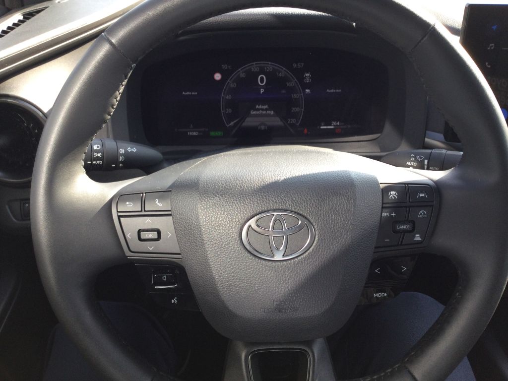 Toyota C-HR 5-deurs Team D Technik